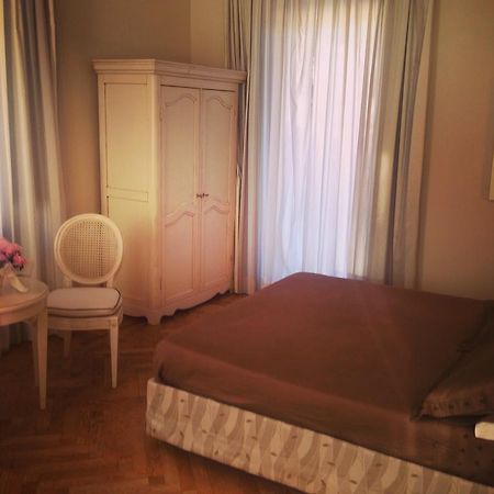 Hotel Langa In Cortemilia Екстериор снимка